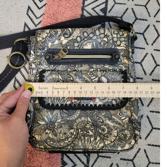 Sakroots Crossbody Black Spirit Lace Canvas Coated Bag Purse - Picture 13 of 13